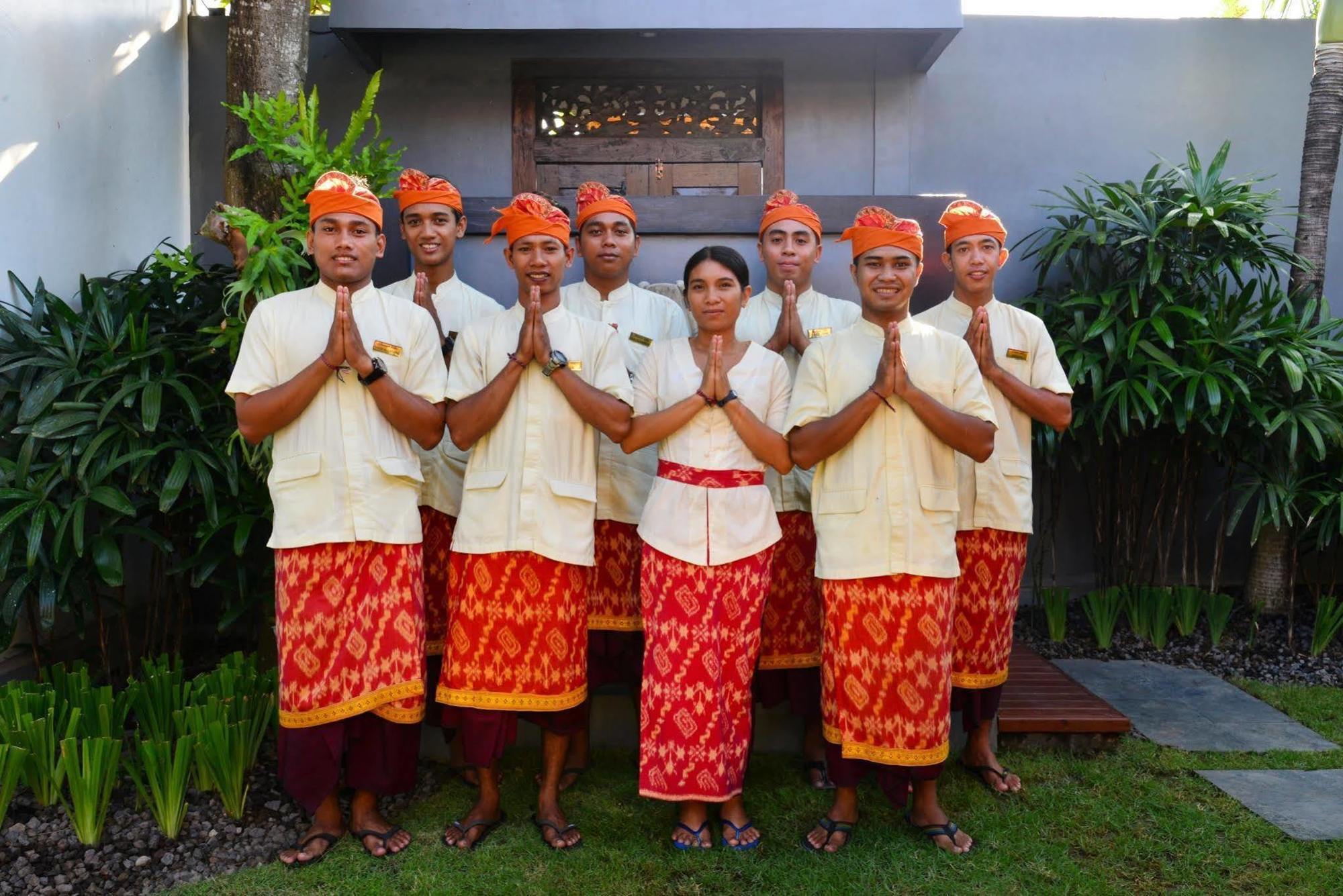 Villa Gayatri Seminyak Buitenkant foto